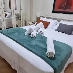 Apartamento Street 2001 