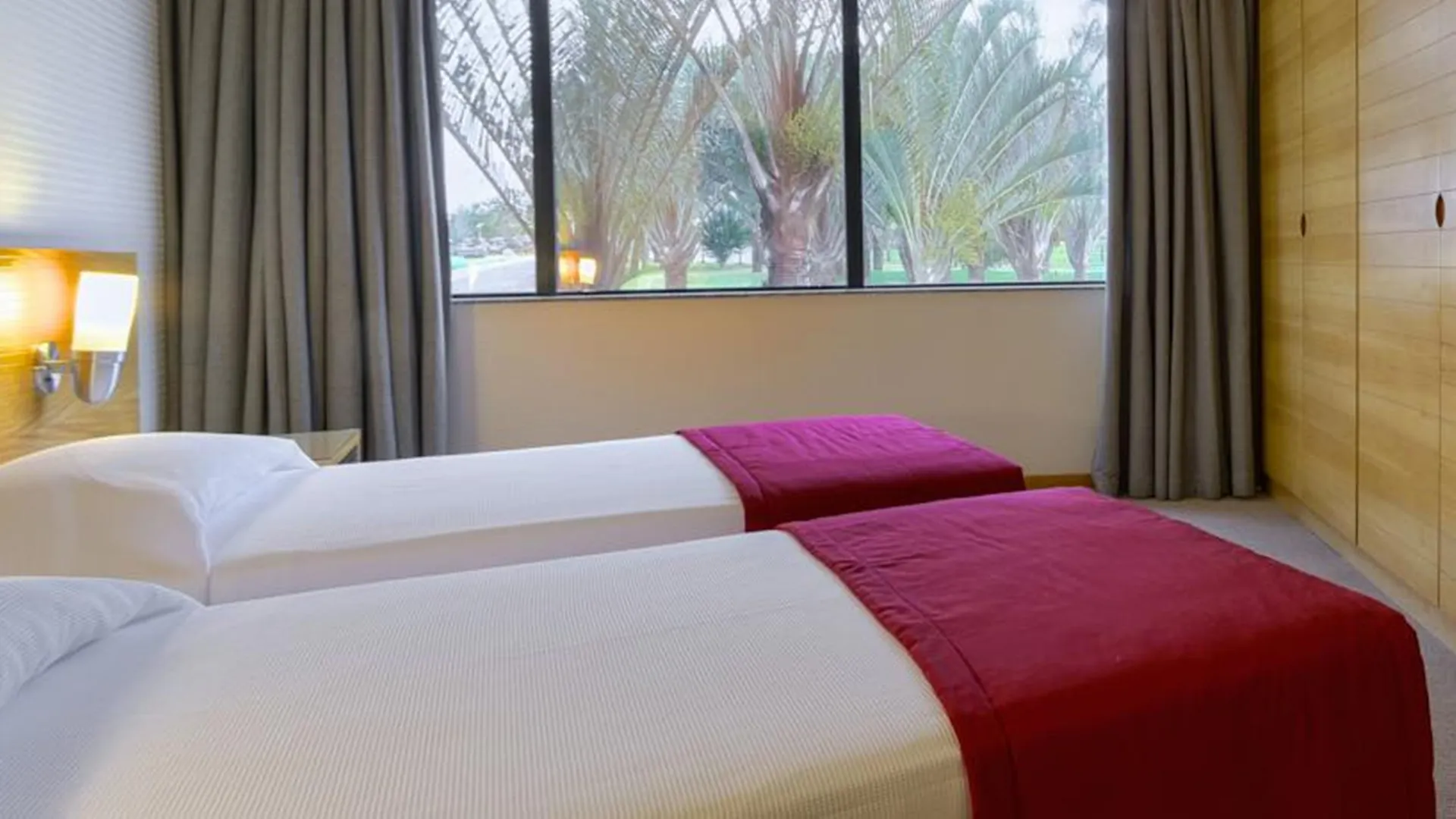 Golden Tulip Brasilia Alvorada Hotel 4*,